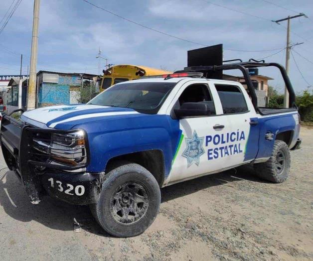 Roban motocicleta frente a una vivienda