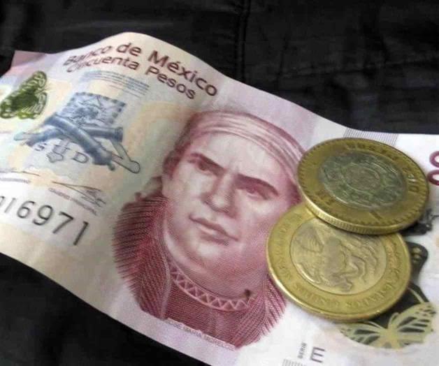 Caen en 8% plazas de un salario mínimo