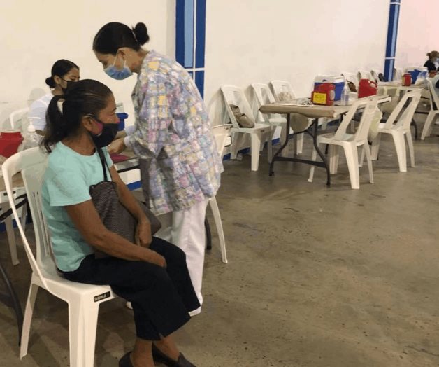 Piden vacunación para menores de 12-18 años Piden vacunación para menores de 12-18 años