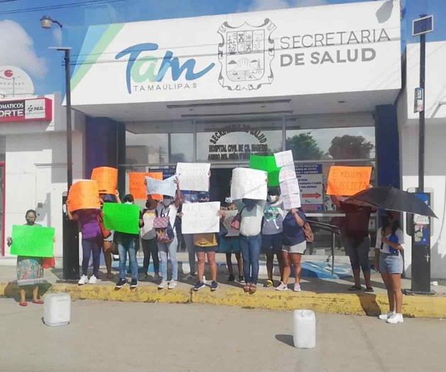 Protestan en Hospital Civil de Madero; familia exige ver a bebé, ‘se les cayó al nacer’ aseguran Protestan en Hospital Civil de Madero; familia exige ver a bebé, ‘se les cayó al nacer’ aseguran