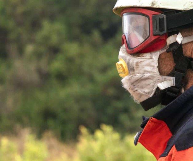 Fuertes vientos alimentan incendios en España