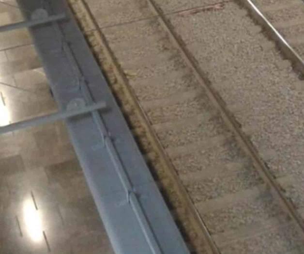 Cae colombiano que intentó lanzar a su novia a las vías del Metro