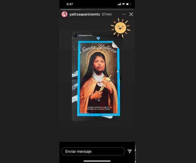 La convierten en estampita