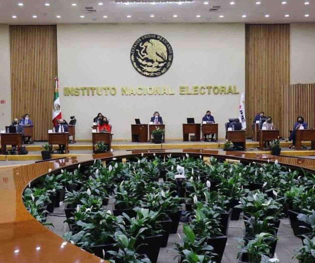 Pide INE 294 mdp para nuevas sedes en Querétaro y Colima