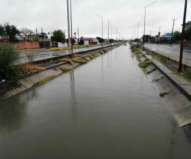 Trasvasa dren agua tras las  lluvias en las últimas horas