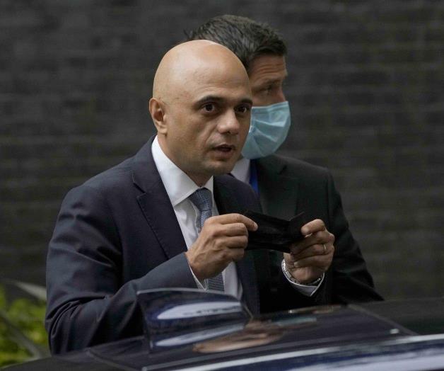 Descarta GB pedir pases de vacunación