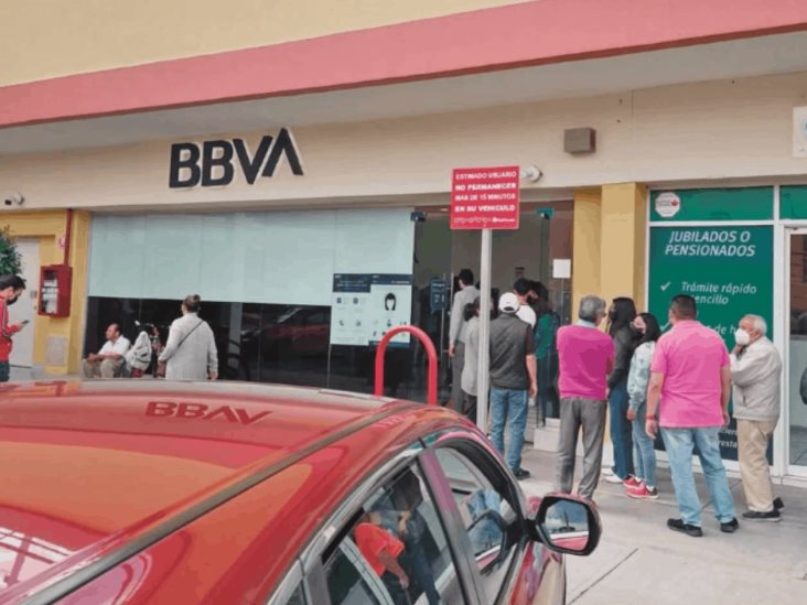 BBVA deja sin acceso a dinero a 24 millones de clientes en México BBVA deja sin acceso a dinero a 24 millones de clientes en México