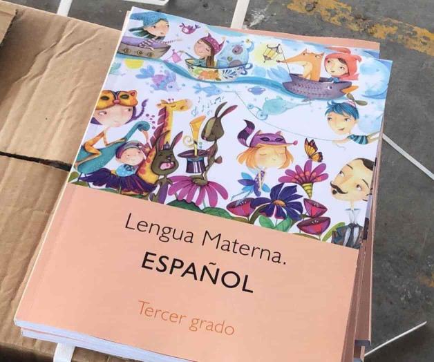 Siguen llegando los libros para primarias y secundarias