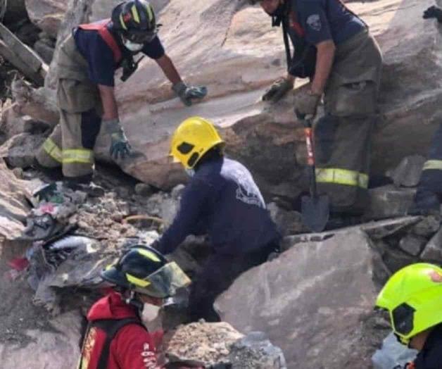 Hallan restos humanos en el derrumbe en el Cerro del Chiquihuite