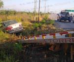 Frustran robo, chocan a banda y la sacan del camino