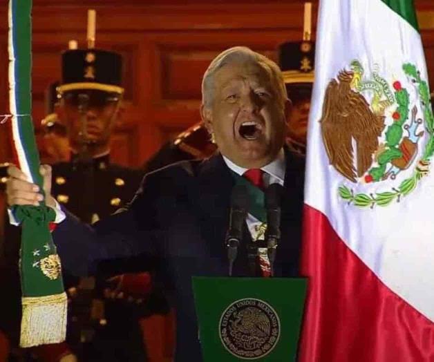 Da AMLO Grito por 211 aniversario de Independencia Da AMLO Grito por 211 aniversario de Independencia