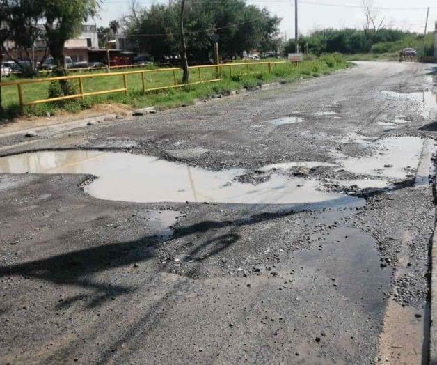 Llena de baches, la Miguel Alemán; ¿Tienes problemas para transitar la zona?