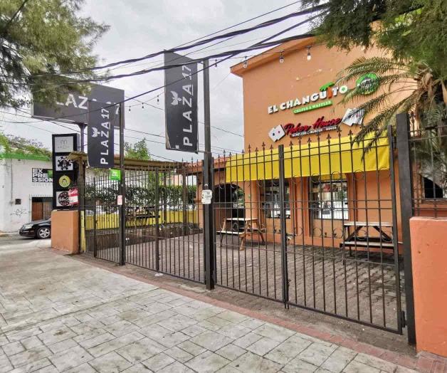 Salen ‘tablas’ restaurantes durante la noche del ‘Grito’