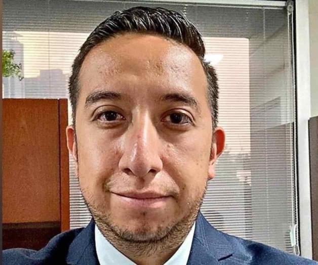 Da Sedena contratos a ayudante de AMLO