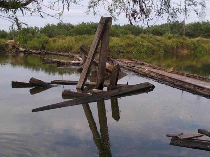 Colapsa puente, un peatón herido Colapsa puente, un peatón herido