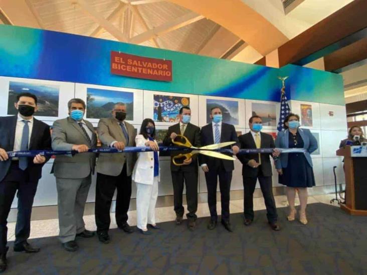 Exhiben la muestra gráfica de El Salvador Bicentenario Exhiben la muestra gráfica de El Salvador Bicentenario