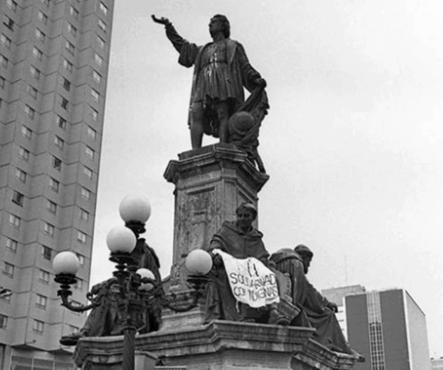 El periplo de Colón y la escultura sin autor El periplo de Colón y la escultura sin autor