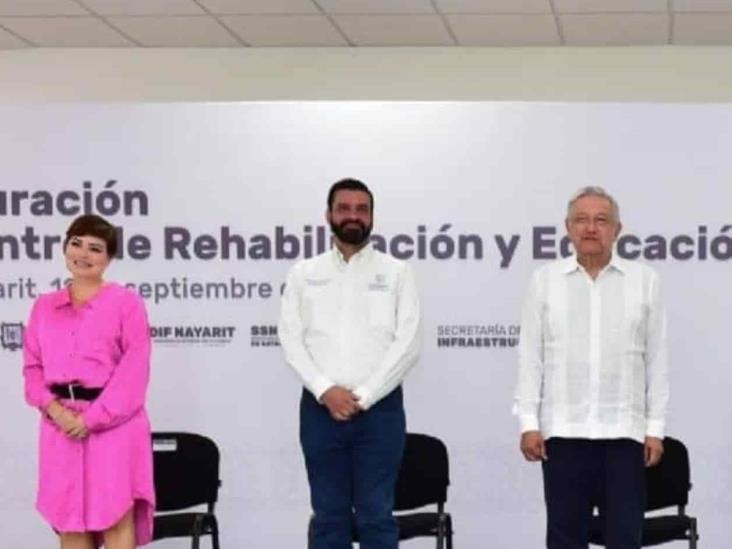 AMLO acoge al gobernador panista de Nayarit, pese a críticas a su gestión AMLO acoge al gobernador panista de Nayarit, pese a críticas a su gestión