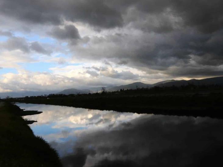 Río Lerma presenta dos derrames de aguas negras Río Lerma presenta dos derrames de aguas negras