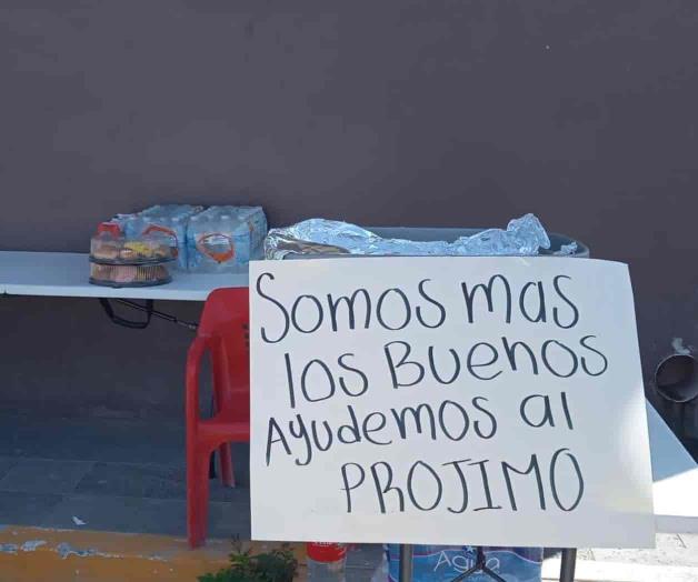 Van al auxilio de migrantes Van al auxilio de migrantes