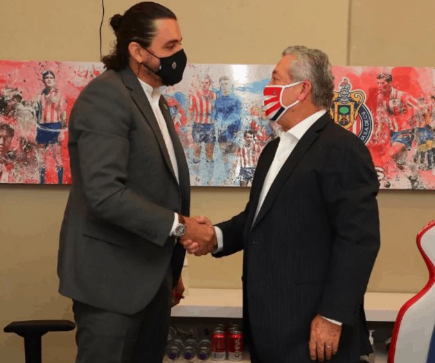 Amaury Vergara le da las gracias a Víctor Manuel Vucetich