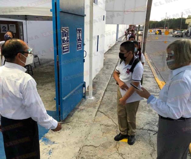 … Y regresan a estudiantes en su mayoría a lo presencial