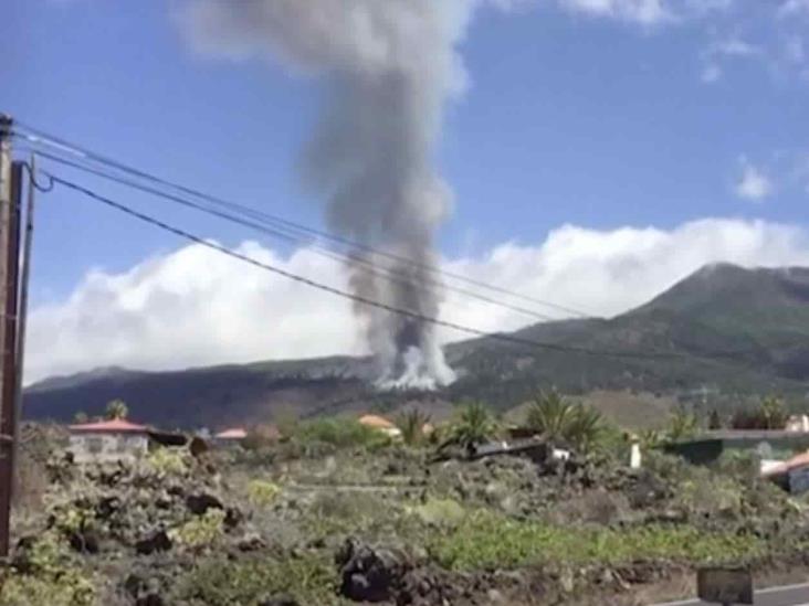 Hace erupción volcán en la isla de La Palma Hace erupción volcán en la isla de La Palma