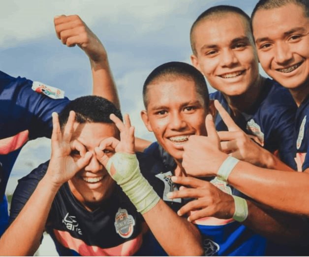 Debutan Mineros con un empate