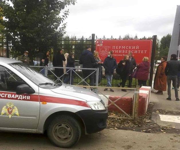 Ocho muertos en un tiroteo en una universidad en Rusia