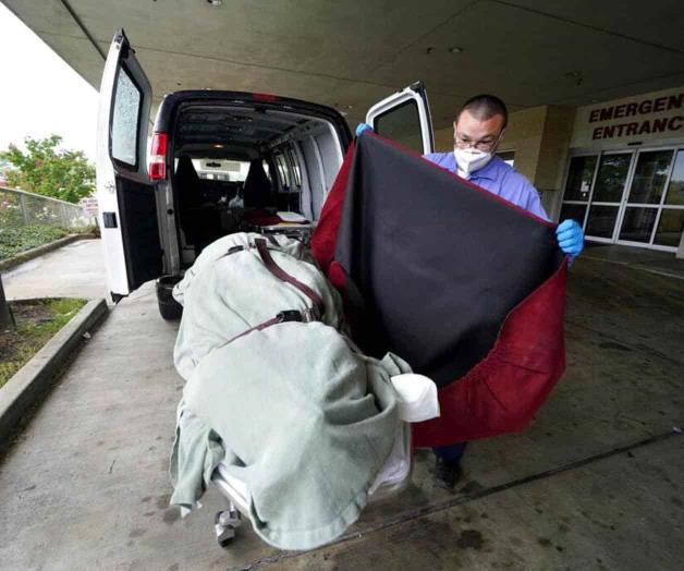 EEUU rebasa los 1.900 decesos diarios por COVID-19 EEUU rebasa los 1.900 decesos diarios por COVID-19