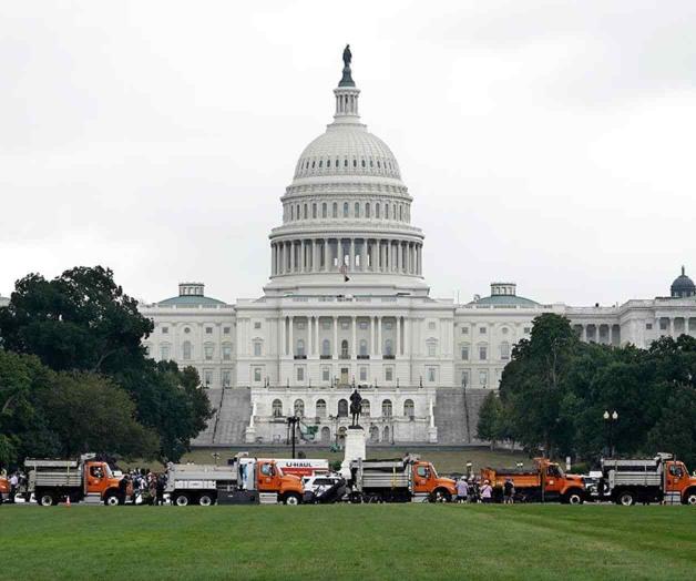 Parlamentaria del Senado da revés a plan migratorio Parlamentaria del Senado da revés a plan migratorio
