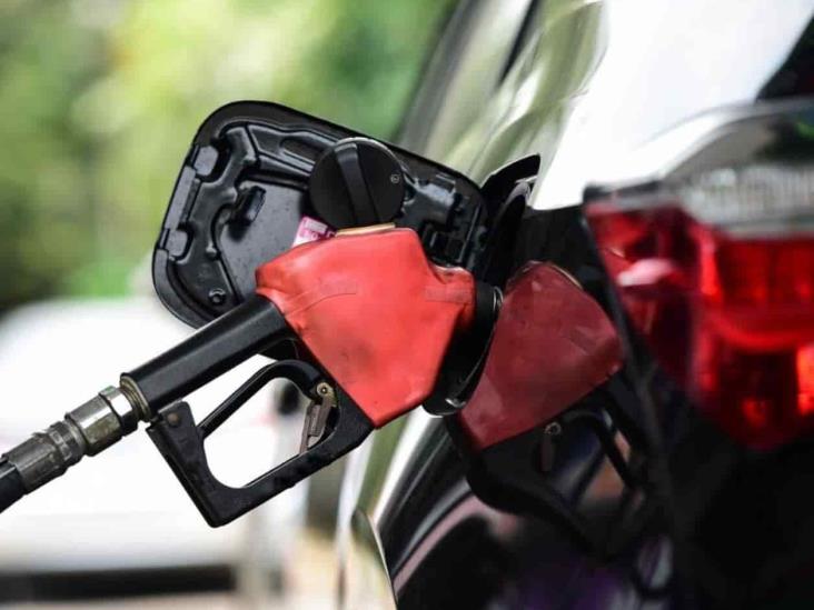 Se encarece litro de gasolina más de 6 pesos en lo que va de 2021 Se encarece litro de gasolina más de 6 pesos en lo que va de 2021