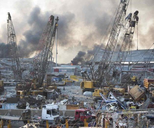 Juez suspende investigación de la explosión en Beirut