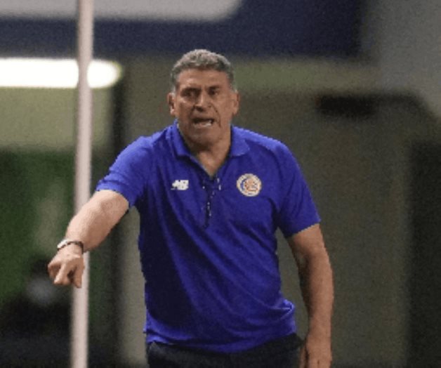 Ugalde renuncia a Costa Rica Ugalde renuncia a Costa Rica