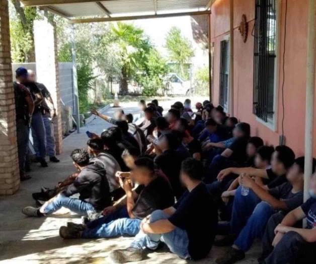 Ubican casas de seguridad y detienen a 100 ilegales