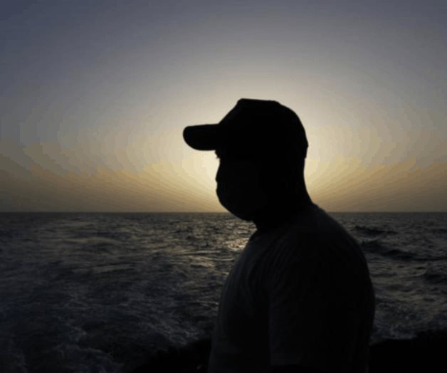 Migrantes norteafricanos relatan un rescate al límite Migrantes norteafricanos relatan un rescate al límite