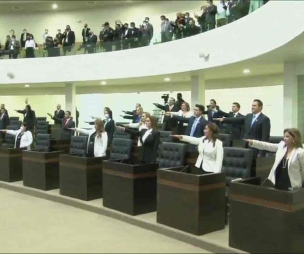 Rinden protesta nuevos diputados de la LXV Legislatura del Estado