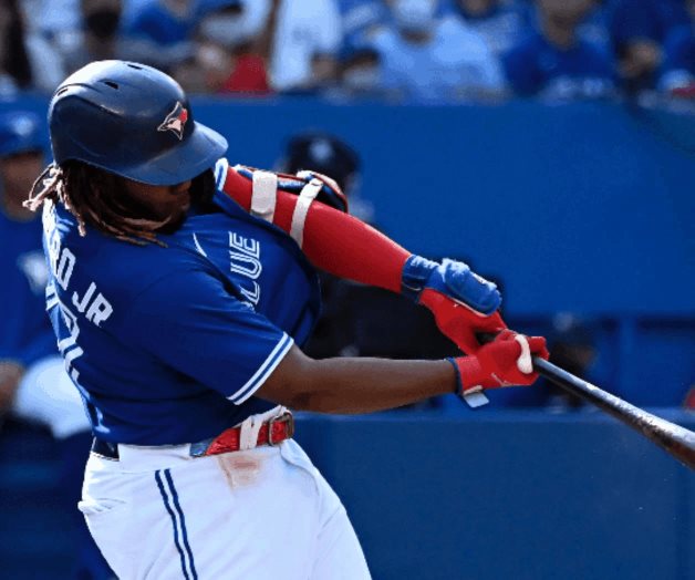 Los Azulejos siguen cerca del comodín