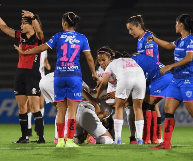 Futbolista de Santos sufre escalofriante lesión