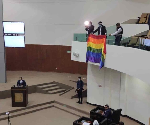 Exige comunidad LGBT aprobar ‘uniones gay’