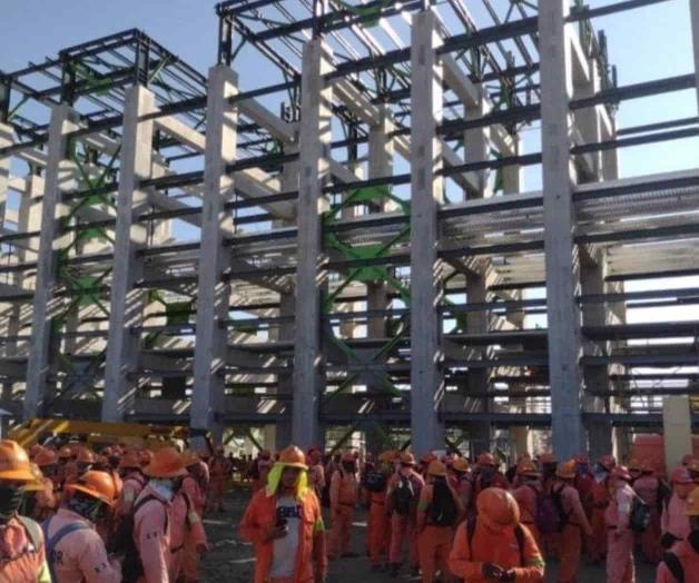 Van a paro trabajadores de ICA en Dos Bocas