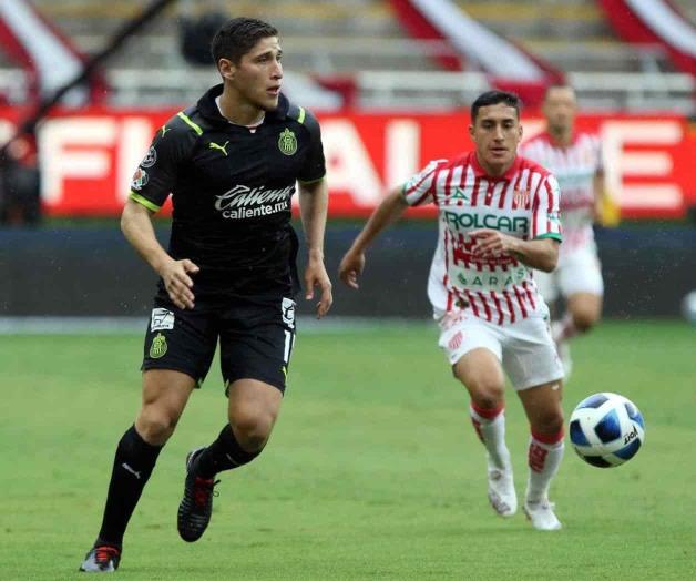 Chivas pierde a Olivas y Vega es duda
