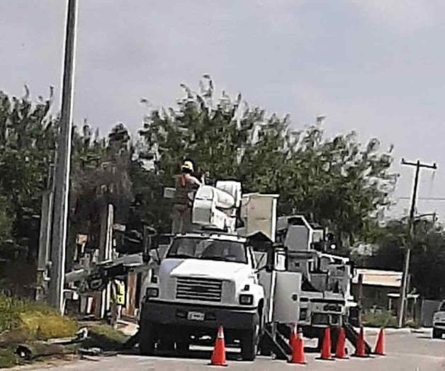 Causan apagón durante choque