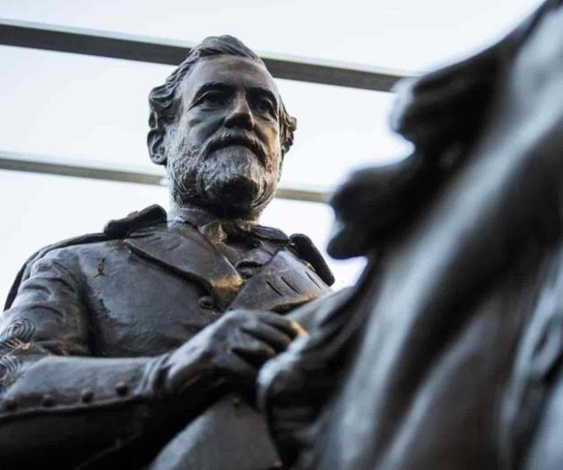 Estatua de Robert E. Lee ahora en exhibición en un resort texano