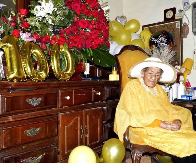 Cumple abuelita cien años de vida
