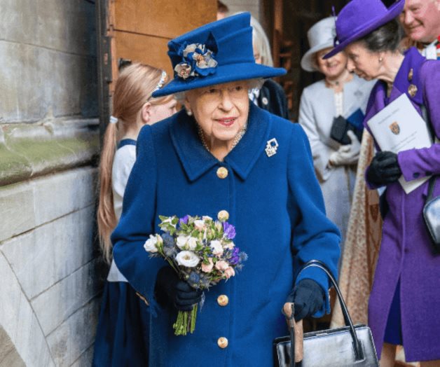 Rechaza título Rechaza título