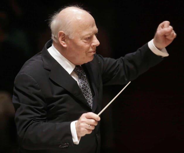 Muere virtuoso director de orquesta