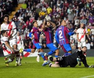 Suma el Barcelona una pena más en la era Koeman