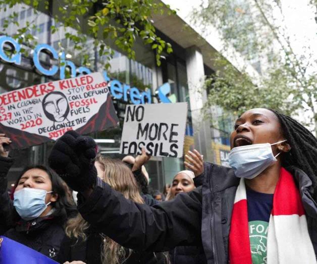 Manifestantes llegan a Londres antes de la cumbre del clima
