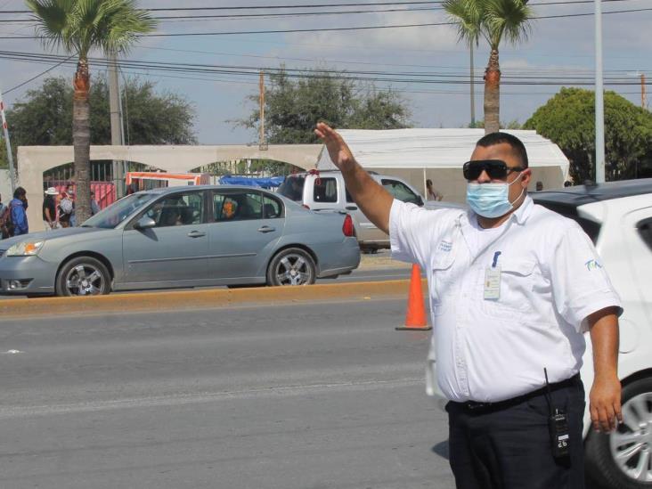 Operativo vial frente a panteones Operativo vial frente a panteones